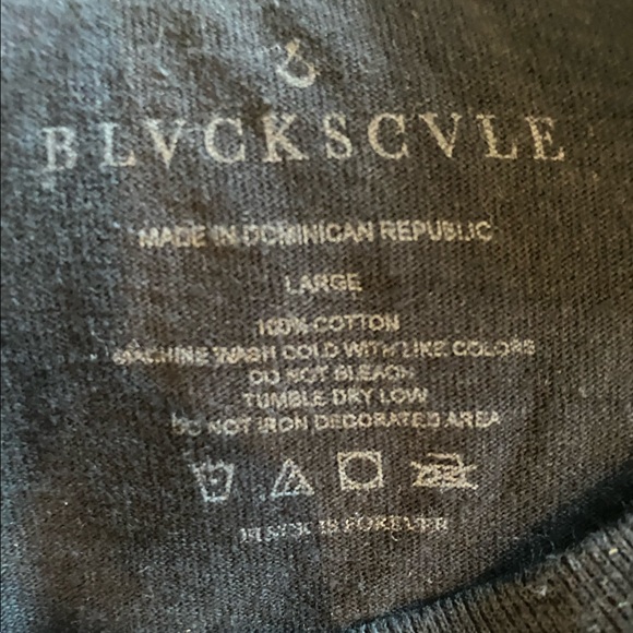 Black Scale Black with Yellow Logo T-shirt, Mens Size L - Picture 3 of 3